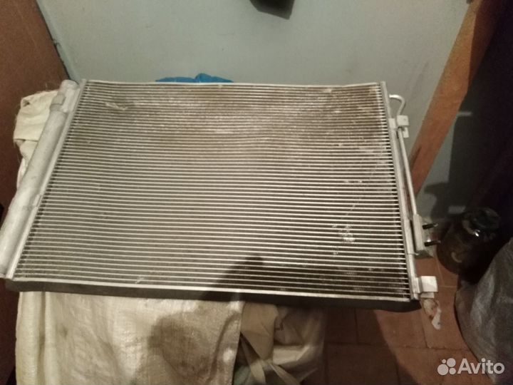Радиатор кондиционера Хундай солярис