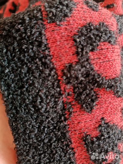 Свитер женский