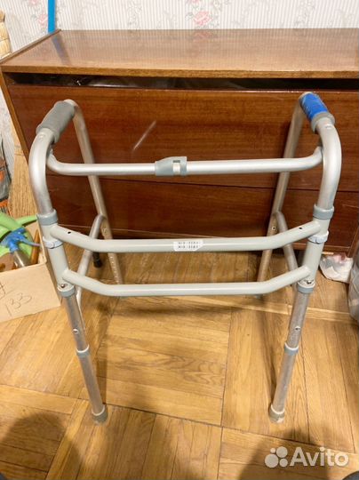 Ходунки и трости