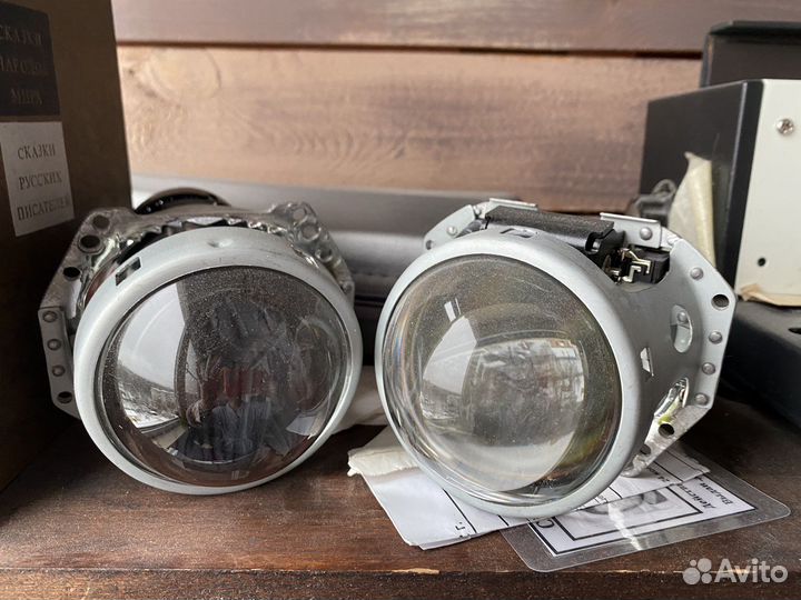 Ксеноновые линзы на фары toyota cruiser 200