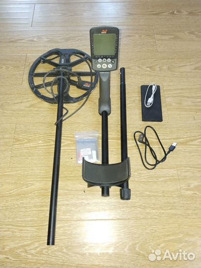 Металлоискатель minelab equinox 800