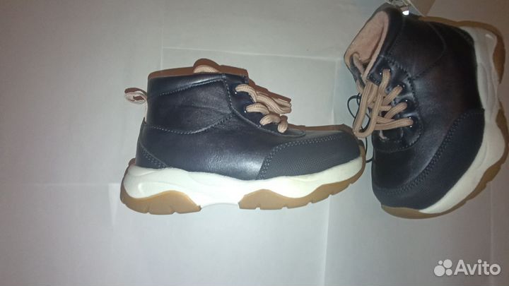 Ботинки для девочки. Осень. размер25