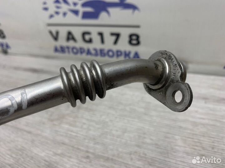 Трубка турбокомпрессора Skoda Octavia A7 ckfc 2.0