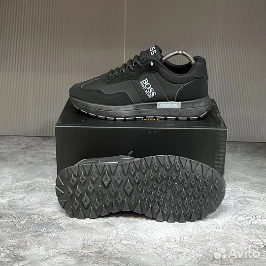 Кроссовки Boss