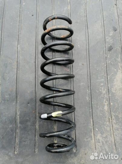 Пружина передняя Renault Megane 2009