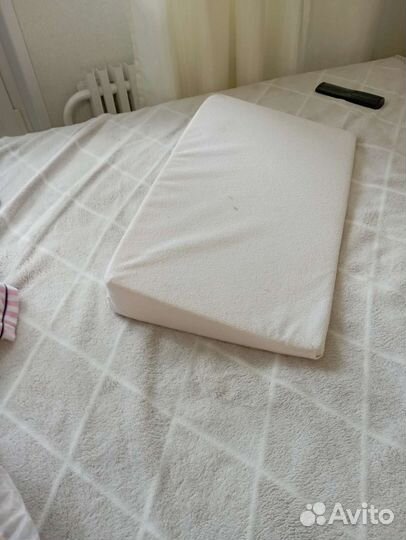 Подушка детская для грудников и халат