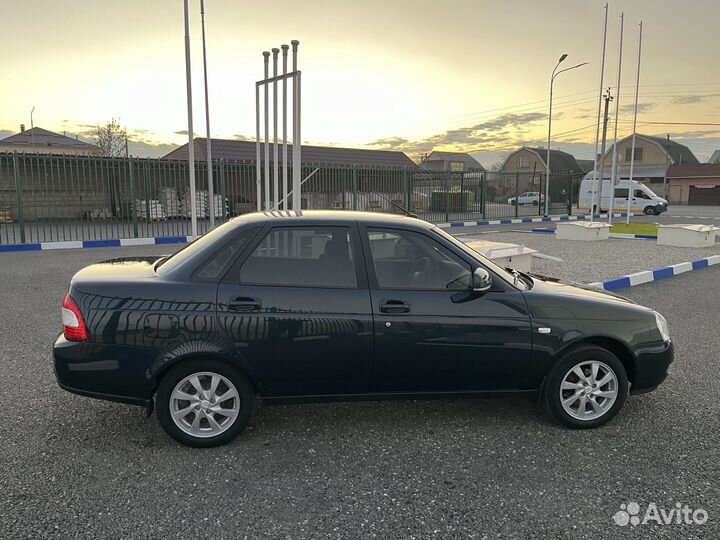 LADA Priora 1.6 МТ, 2012, 200 000 км