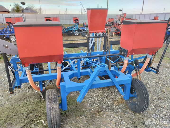 Картофелесажалка, 2024