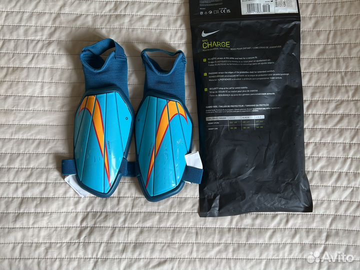 Щитки футбольные детские nike