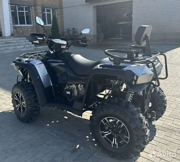 Квадроцикл Linhai-Yamaha M550L 4х4