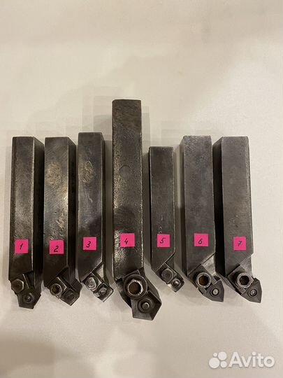 Резцы токарные со сменными пластинами