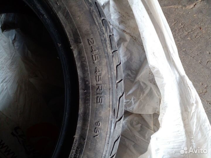 Triangle TR968 245/45 R18