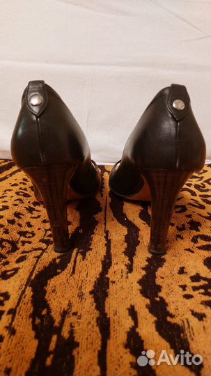 Туфли женские Trussardi 39 р