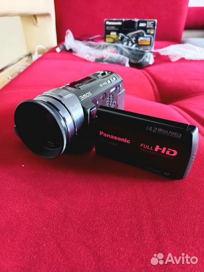 Цифровая видеокамера Panasonic Full HD HDC-SD800