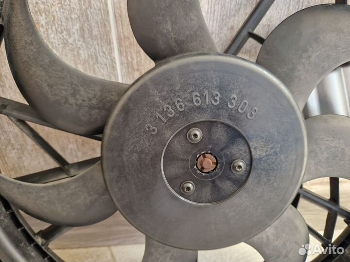 Вентилятор охлаждения volvo S40/C30 31261988