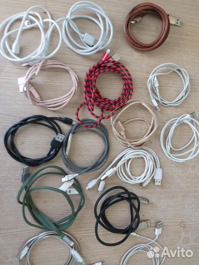 Зарядки для телефонов