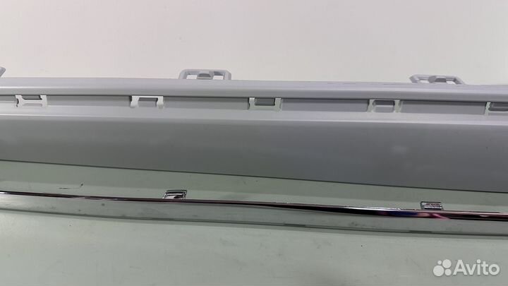 Молдинг заднего бампера Mercedes w211