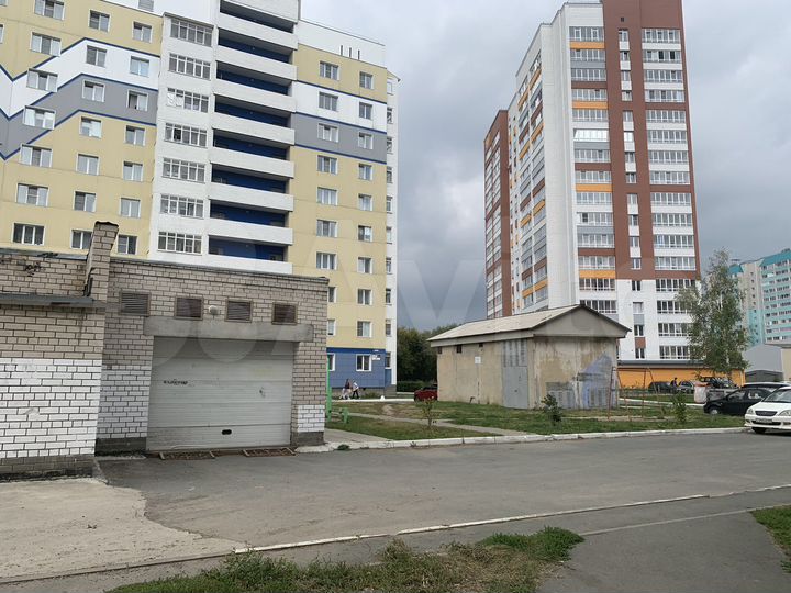 Машиноместо, 20 м²