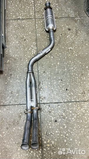 Приемная труба Mercedes Benz w124m102