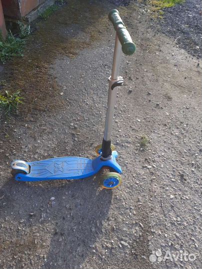 Самокат детский трехколесный