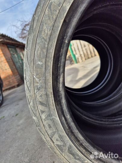 Yokohama Advan Fleva V701 225/45 R19