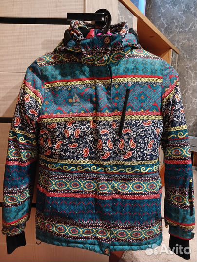 Горнолыжная куртка