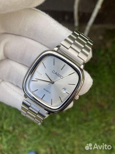 Часы casio quartz old many