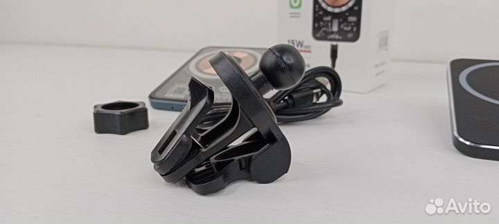 Беспроводное зарядное устройство для автомобиля