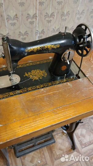 Швейная машина Подольск
