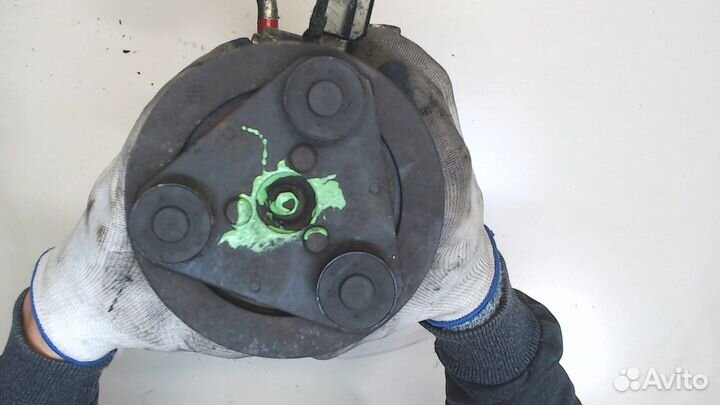 Компрессор кондиционера Volvo V50, 2008