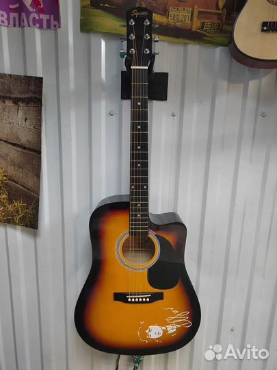 Держатель для гитары настенный