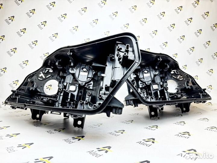 Правый корпус фары BMW X5 G05 Laser