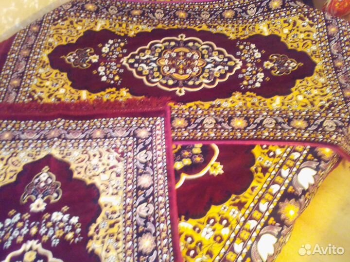 Дивандек гдр + 2 покрывала на кресла, новый