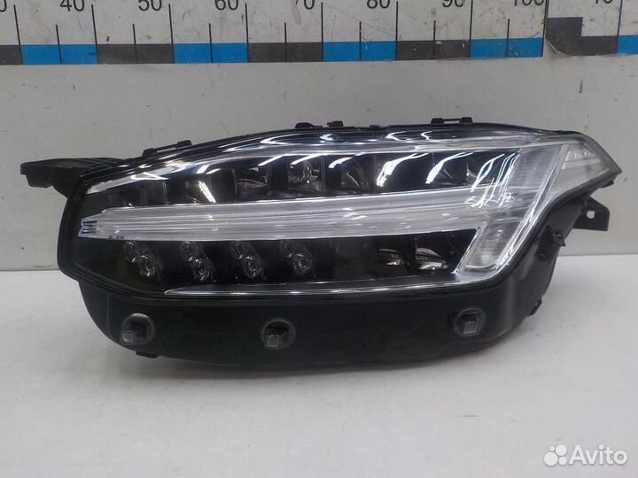 Фара левая Volvo XC90