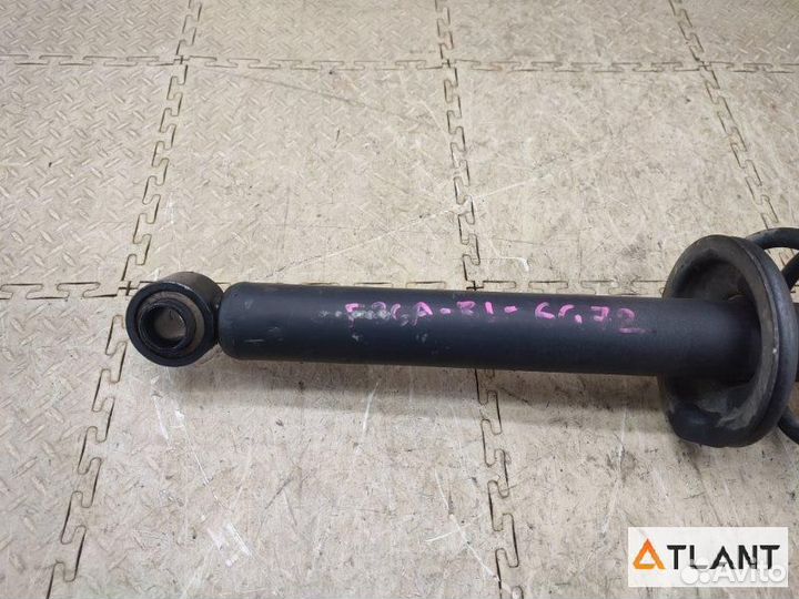 Стойка задняя правая mitsubishi diamante