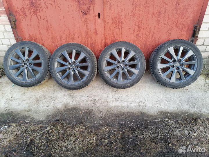 R17 Yokohama Ice Guard IG55 215/50, PCD 5x114.3 DIA 67.1