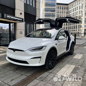 Tesla Model X AT, 2022, 300 км