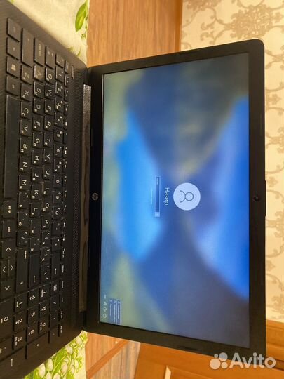 Ноутбук от HP 250 g6 core i3 7020u/ ddr4 4gb)