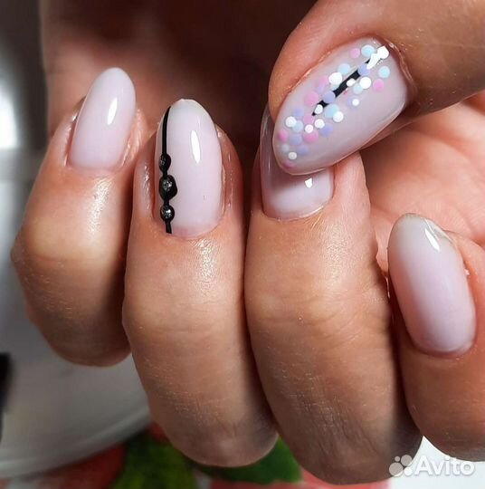 Маникюр, наращивание ногтей, педикюр, шугаринг