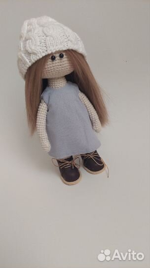 Вязаная интерьерная кукла ручной работы
