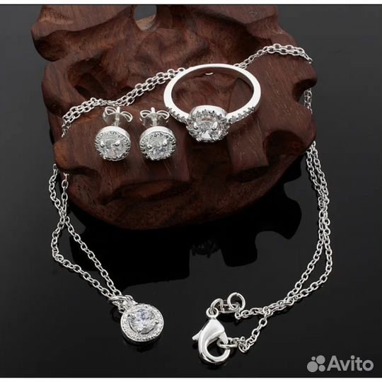 Украшения, бижутерия