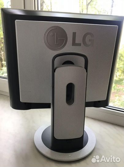 Монитор для компьютера