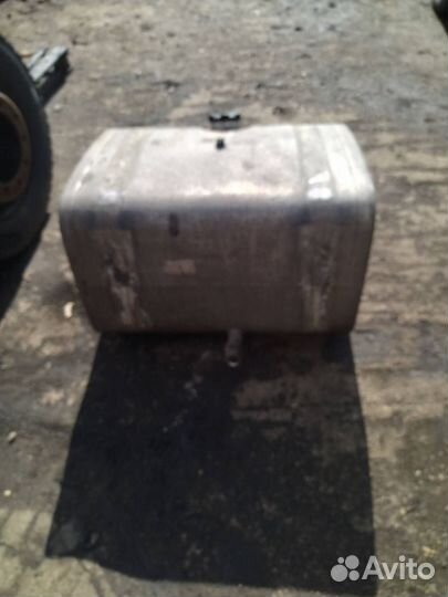 Топливный бак MAN TGX 2008