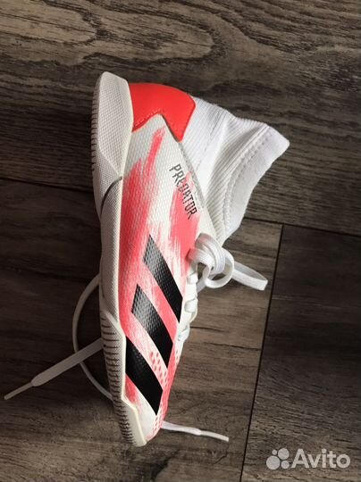 Футзалки adidas predator