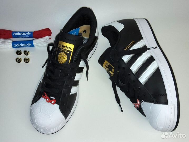 Кроссовки adidas Shelltoe