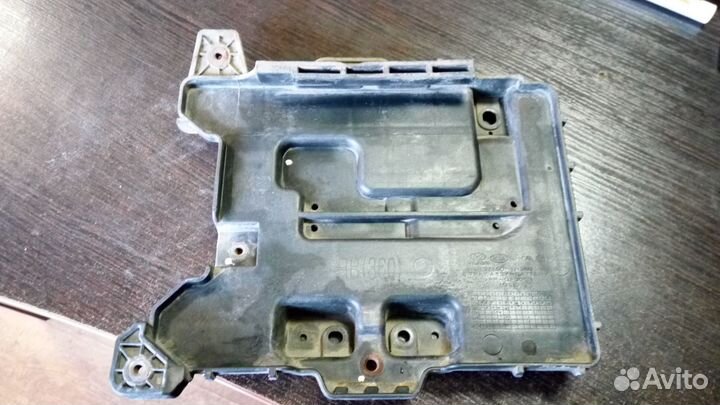 Площадка под акб Hyundai solaris 1