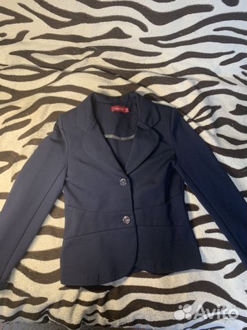Пиджак на девочку 128