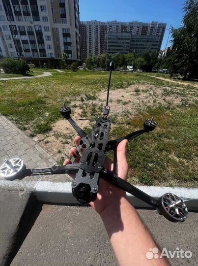 Дpoн фпв Пиранья 7 и 10 ''