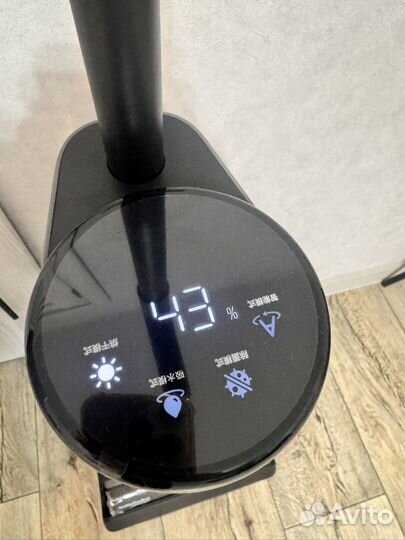 Моющий пылесос вертикальный