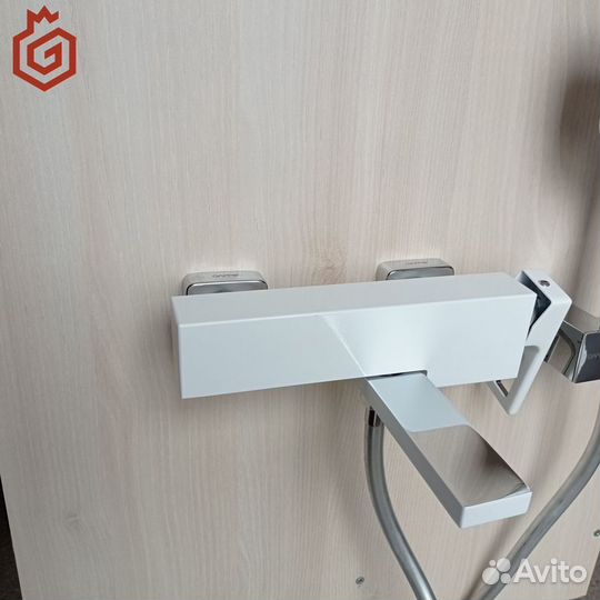 Смеситель для ванны Gappo G3217-8